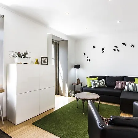 Whome | Trigueiros Downtown Apartment Lisbon